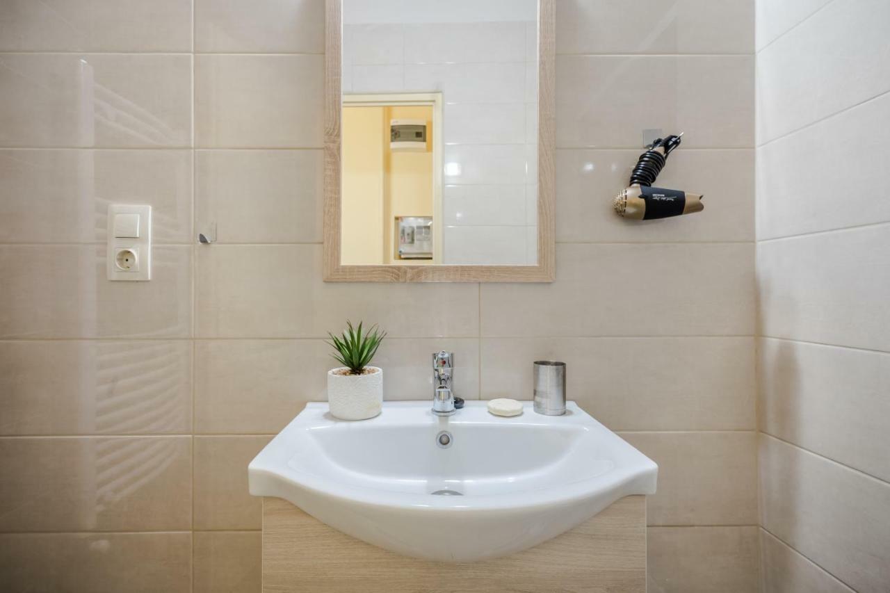 Apartament Bpr Luminous Design *